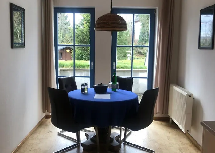 Maison Euba Am Zeisigwald 开姆尼茨